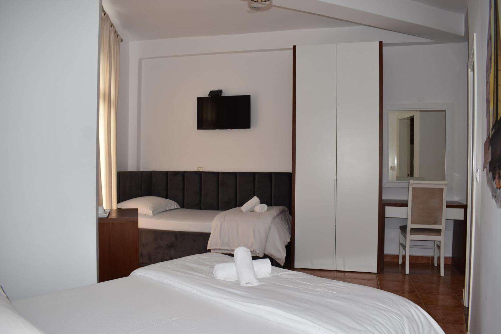 Cosmo Beach Hotel Durres Luaran gambar